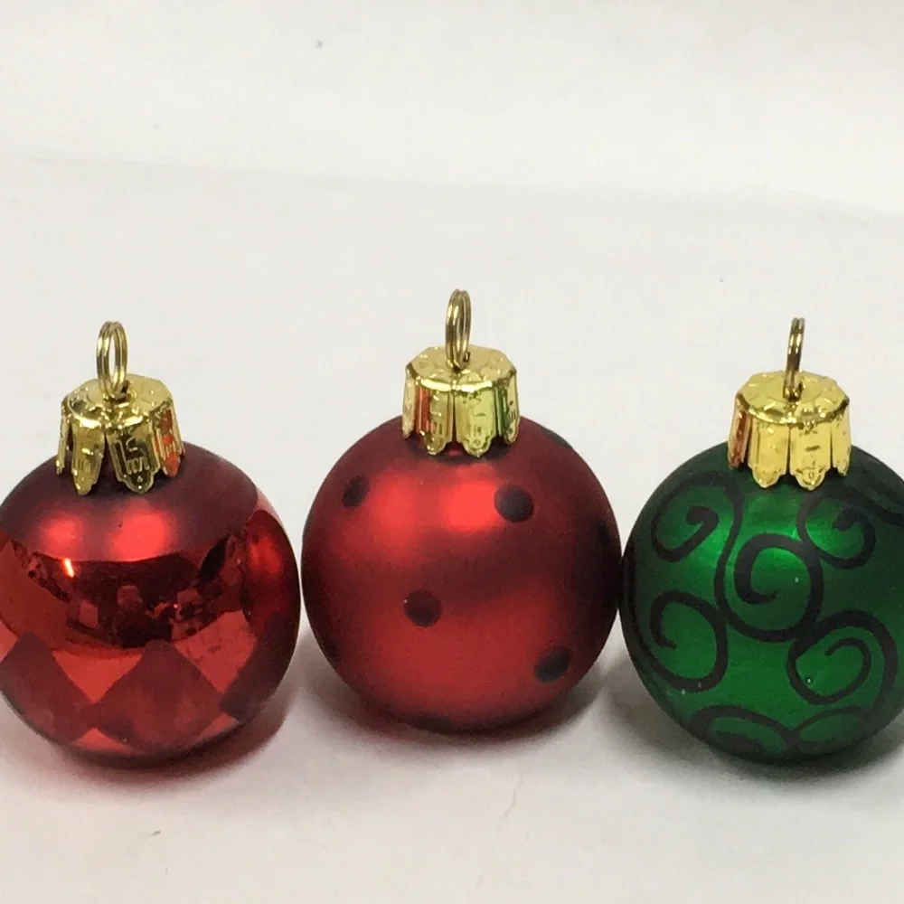 FINAL MARKDOWN Kirkland’s Home 6-pc Ornament-Shaped Placeholder Set
